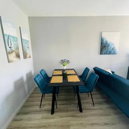 Regina Gardens Sunset With Fast Free Wi-fi And Late Check-out Appartement