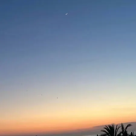 Regina Gardens Sunset With Fast Free Wi-fi&late Check-out Paphos