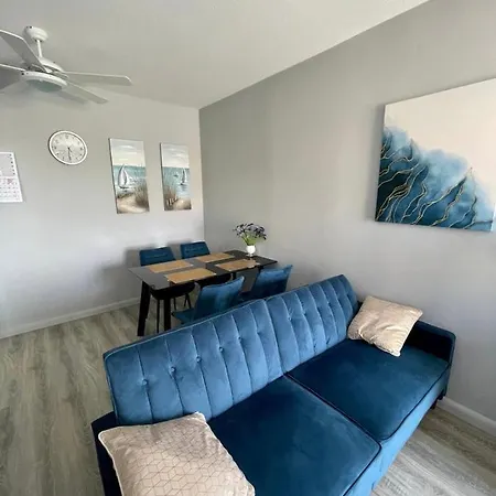 Regina Gardens Sunset With Fast Free Wi-fi And Late Check-out Apartment *