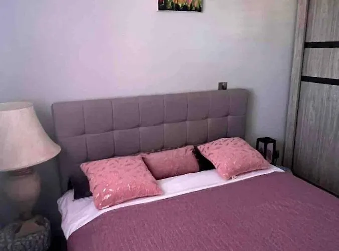 Regina Gardens Sunset With Fast Free Wi-fi And Late Check-out Apartman