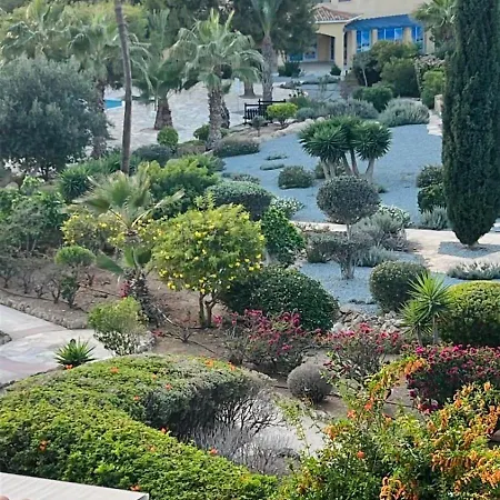 Regina Gardens Sunset With Fast Free Wi-fi And Late Check-out Apartman Paphos