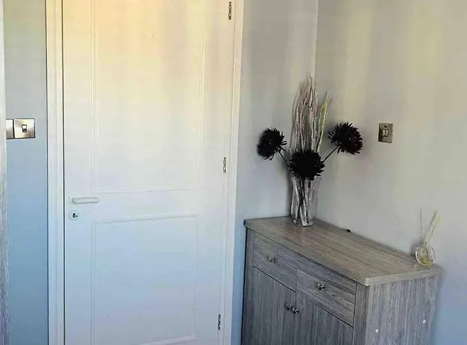 Regina Gardens Sunset With Fast Free Wi-fi And Late Check-out Lejlighed Paphos