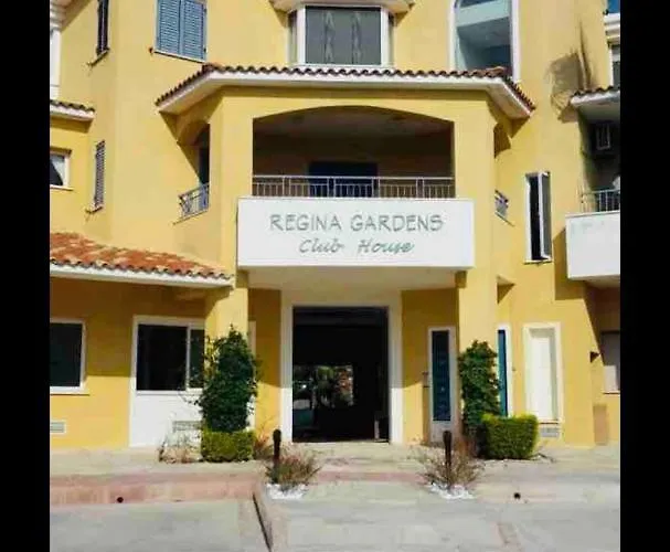 Regina Gardens Sunset With Fast Free Wi-fi And Late Check-out *